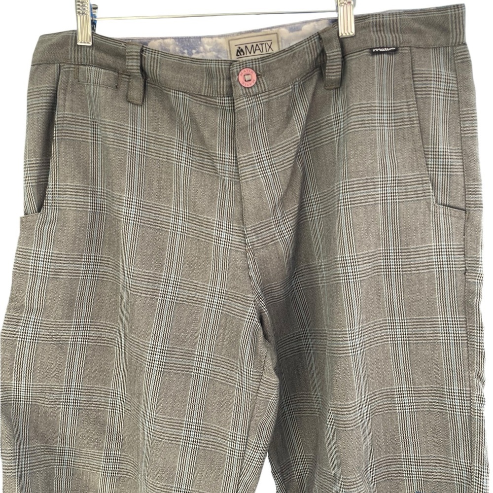 Matix Charcoal Checkered Mens shorts size 38
